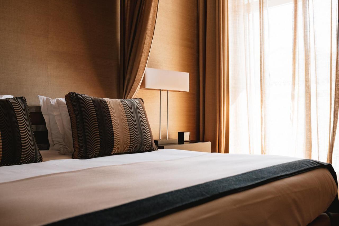 M'Ar De Ar Aqueduto Hotel เอโวรา ภายนอก รูปภาพ A bed